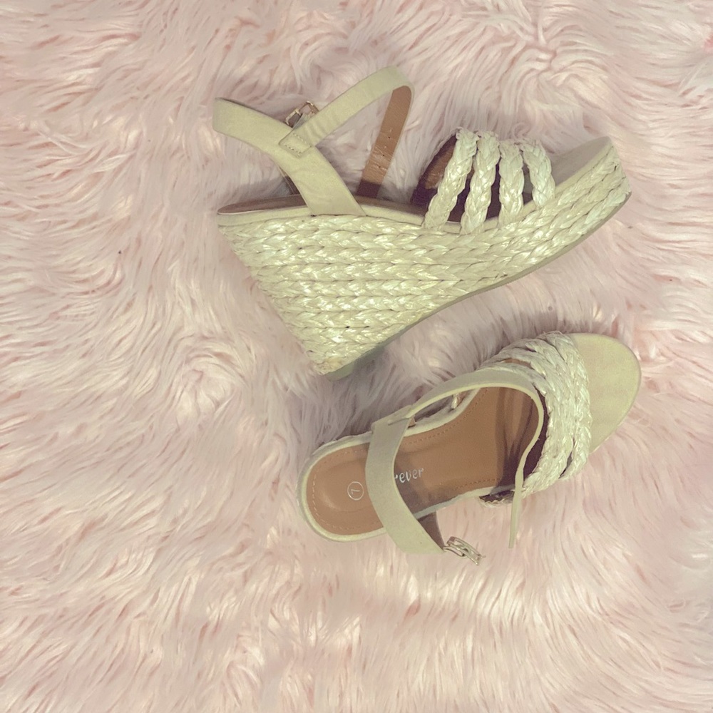 Platforms sandals